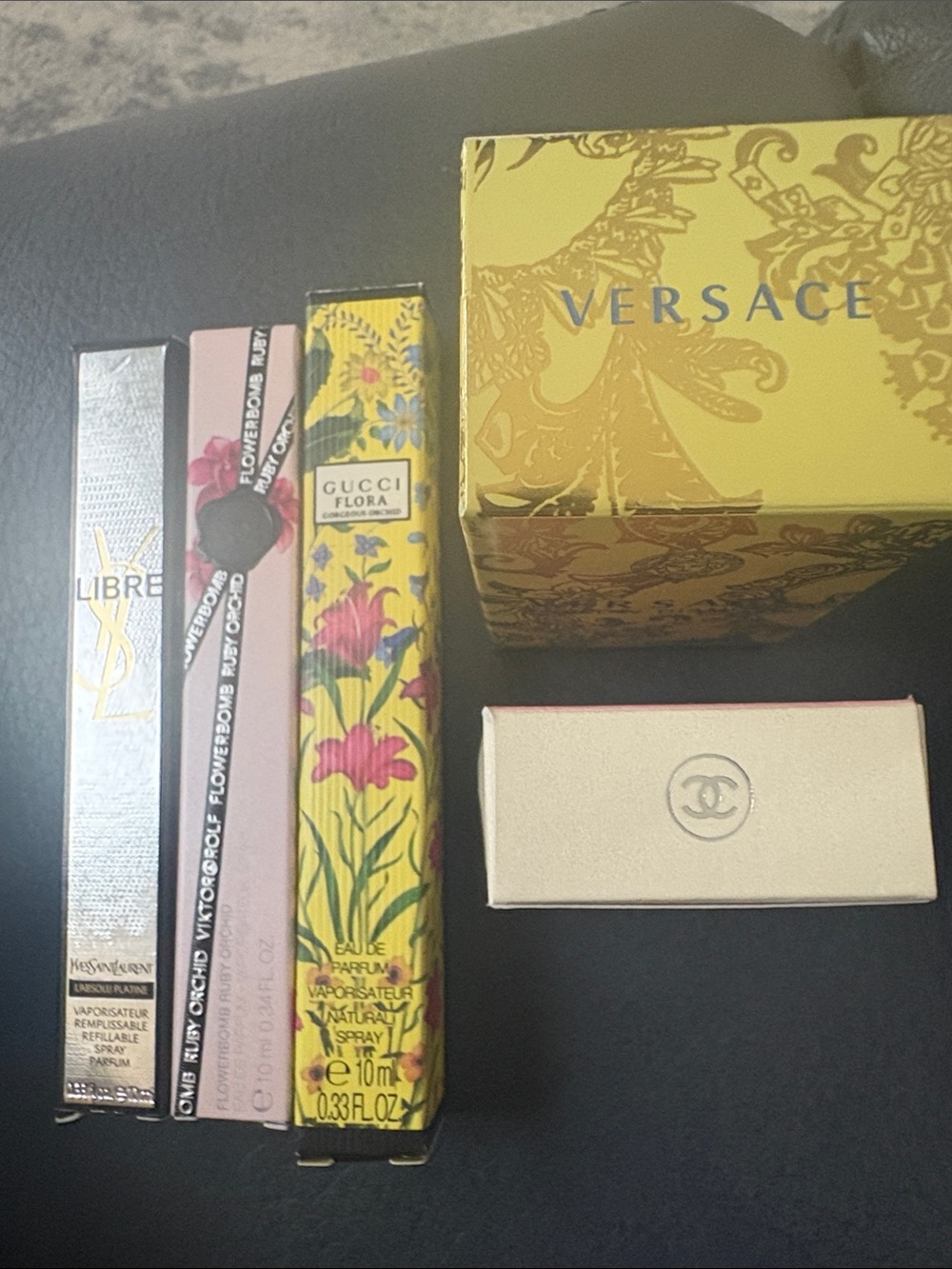 5 NIB CHANEL, GUCCI, VERSACE, YSL, FlowerBomb Eau de mini Travel Perfume Bundle - Picture 3 of 13